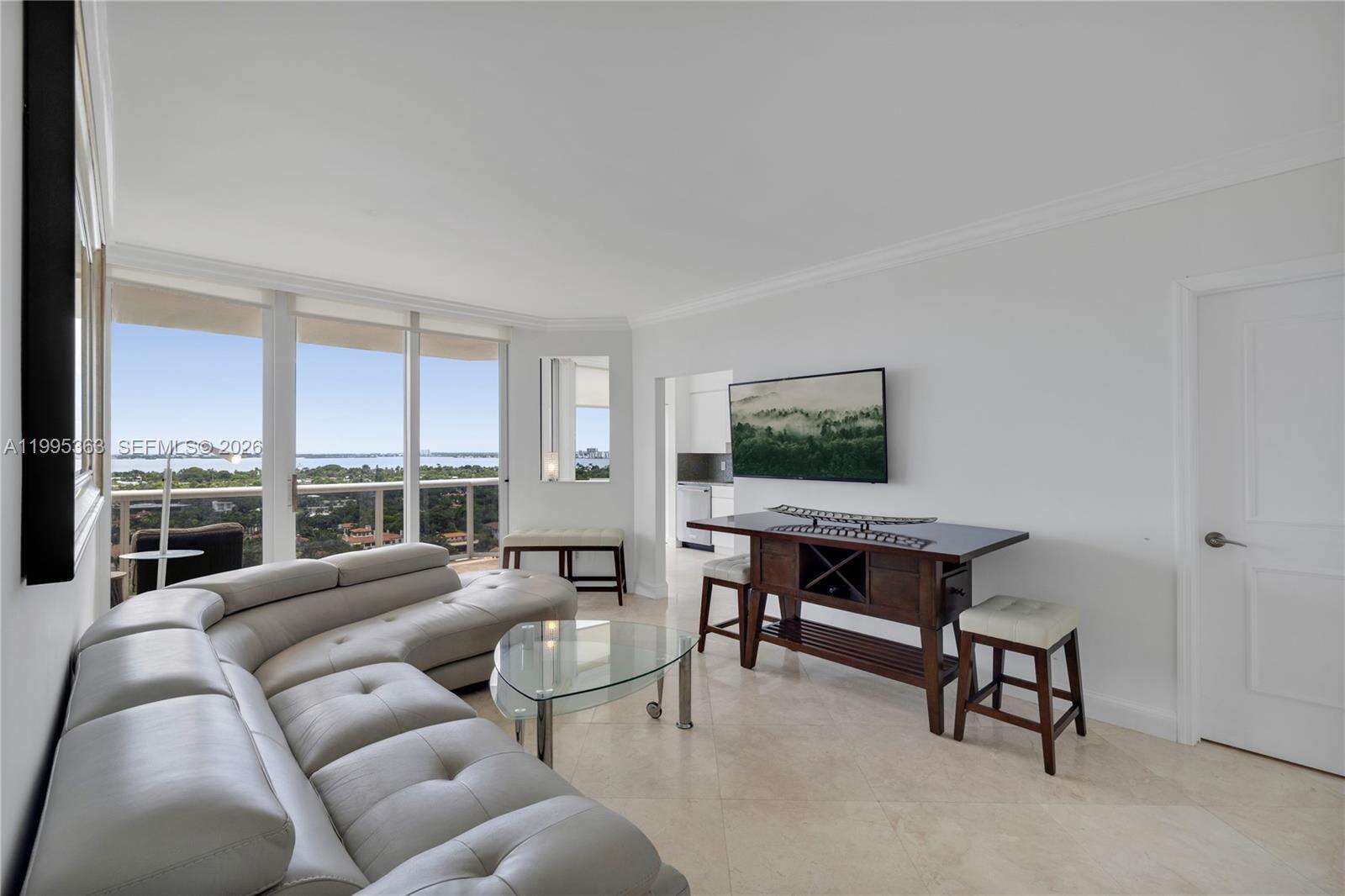 Blue Diamond at 4779 Collins Ave, Miami Beach, FL 33140 - For Rent photo 3
