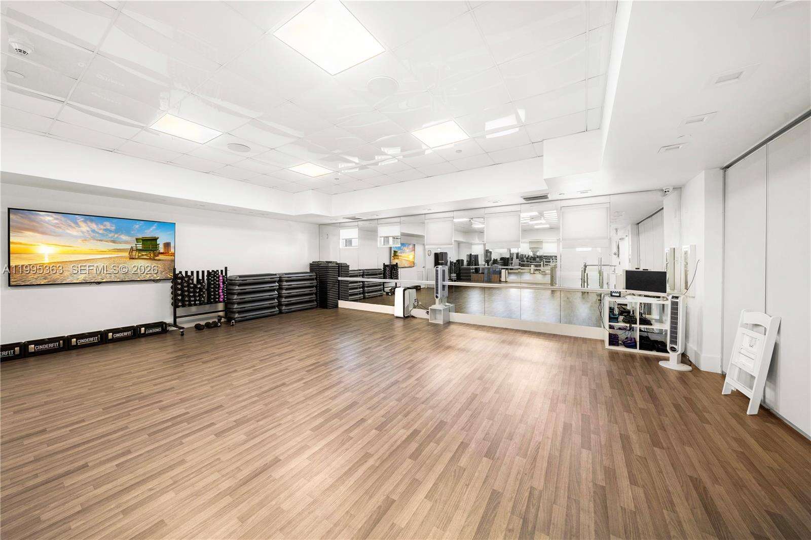 Blue Diamond at 4779 Collins Ave, Miami Beach, FL 33140 - For Rent photo 23