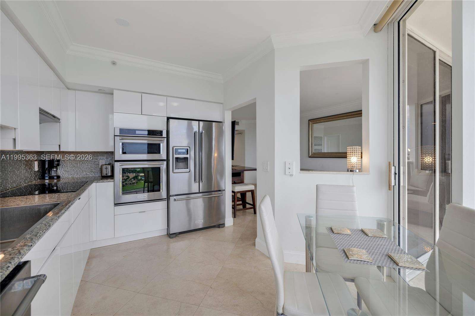 Blue Diamond at 4779 Collins Ave, Miami Beach, FL 33140 - For Rent photo 7