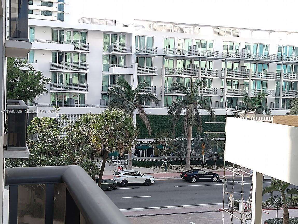 Maison Grande at 6039 Collins Ave, Miami Beach, FL 33140 - For Rent photo 2