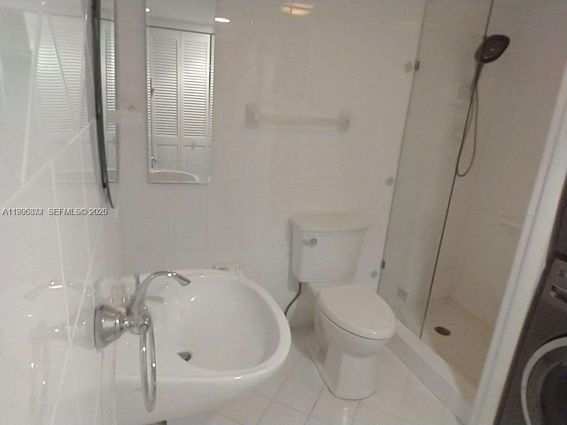 Maison Grande at 6039 Collins Ave, Miami Beach, FL 33140 - For Rent photo 10