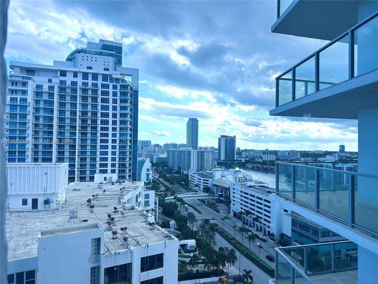 Ocean Palms at 3101 Ocean Dr, Hollywood, FL 33019 - For Rent photo 21
