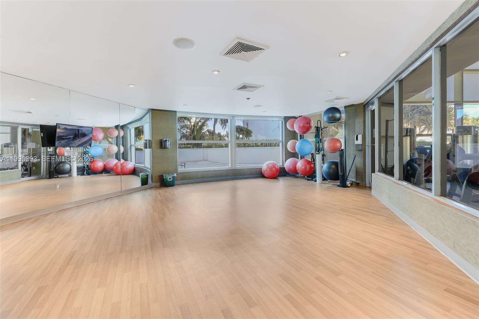 Ocean Palms at 3101 Ocean Dr, Hollywood, FL 33019 - For Rent photo 22