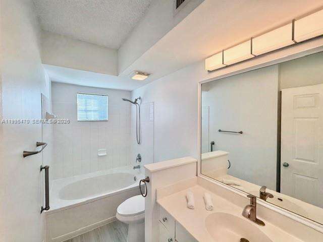 Porto Bellagio at 17100 Bay Rd, Sunny Isles Beach, FL 33160 - For Rent photo 24