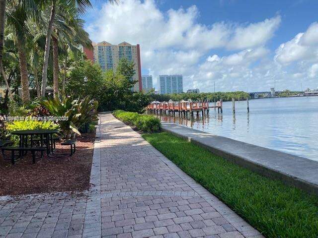 Porto Bellagio at 17100 Bay Rd, Sunny Isles Beach, FL 33160 - For Rent photo 35