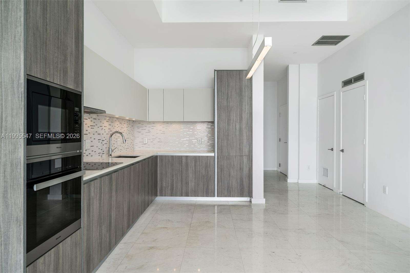 Biscayne Beach at 2900 7 Ave, Miami, FL 33137 - For Rent photo 4