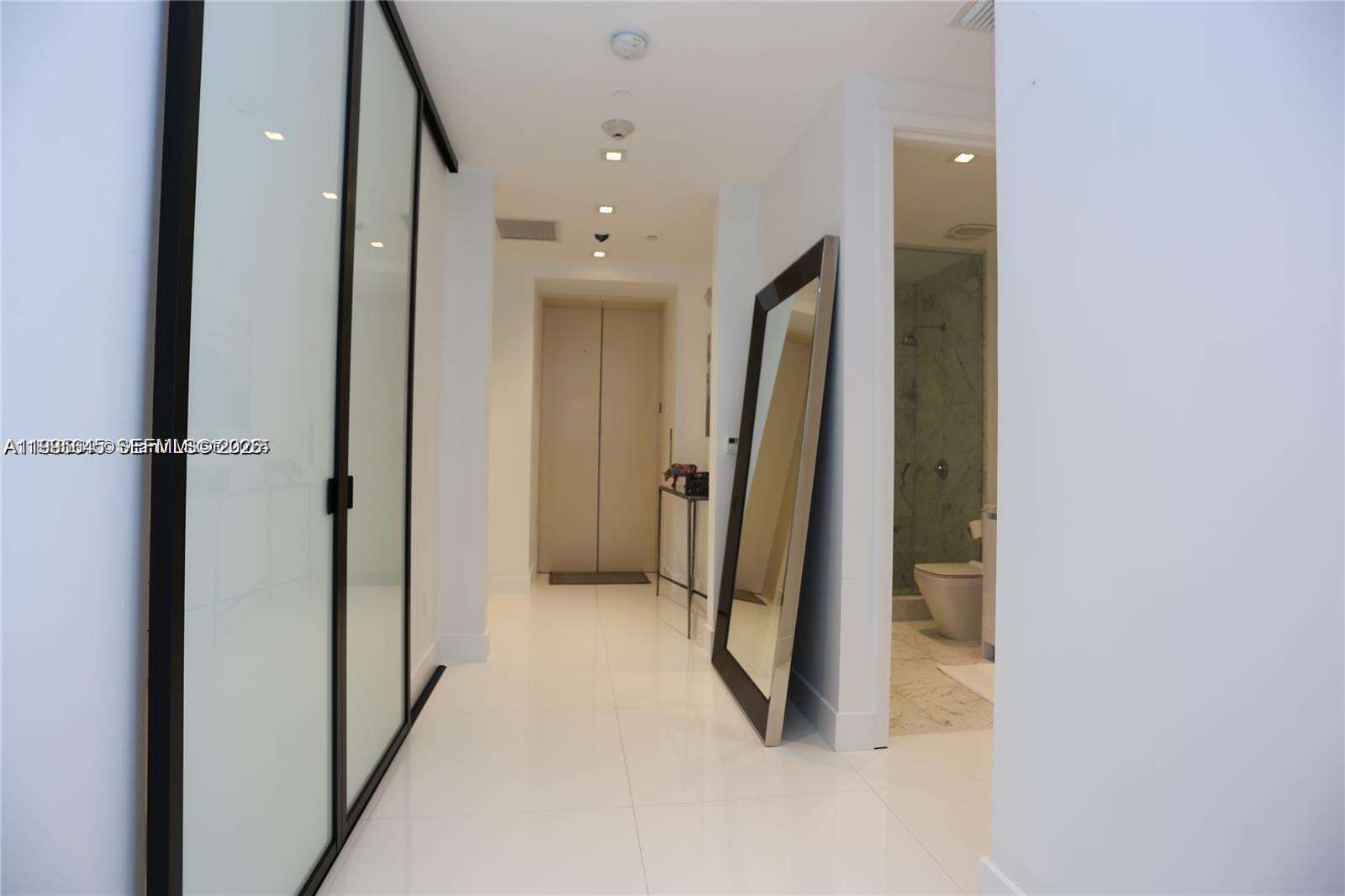 Jade Signature at 16901 Collins Ave, Sunny Isles Beach, FL 33160 - For Rent photo 7