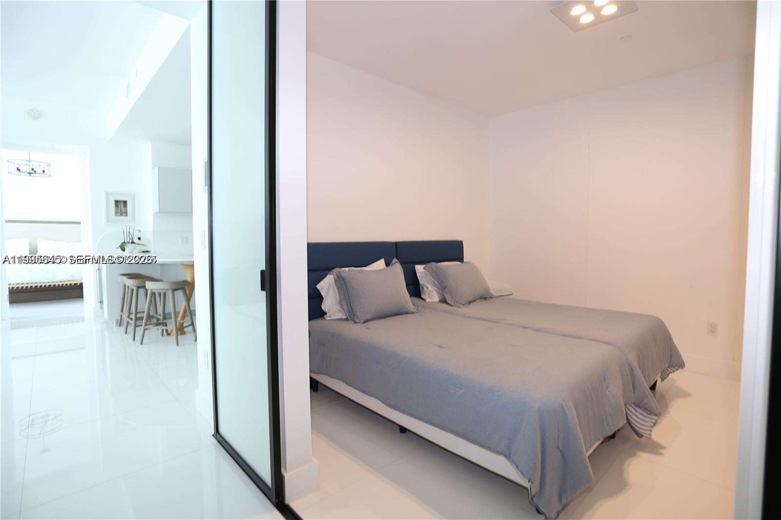 Jade Signature at 16901 Collins Ave, Sunny Isles Beach, FL 33160 - For Rent photo 9