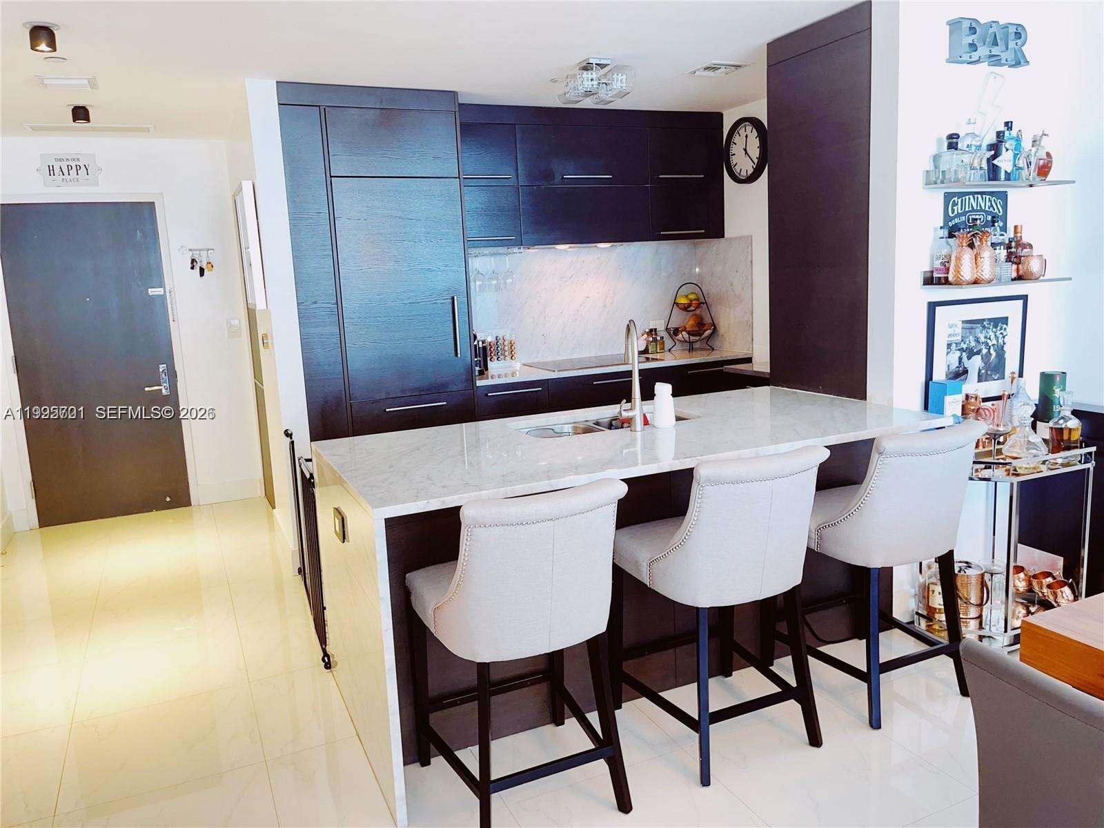 900 Biscayne at 900 Biscayne Blvd, Miami, FL 33132 - For Rent photo 4