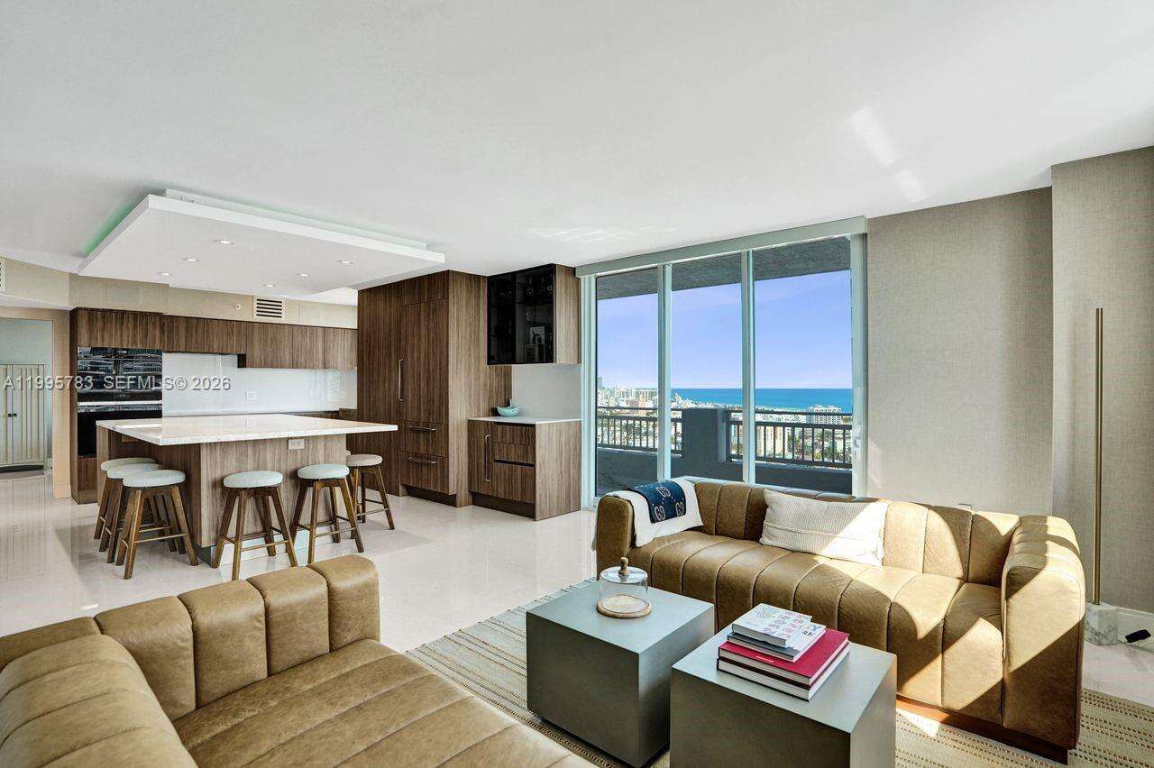 Yacht Club At Portofino at 90 Alton Rd, Miami Beach, FL 33139 - For Rent photo 2