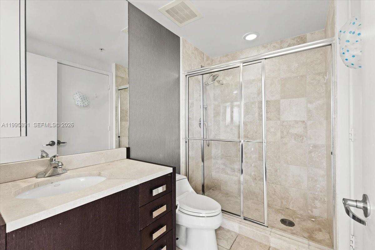 Trump Royale at 18201 Collins Ave, Sunny Isles Beach, FL 33160 - For Rent photo 18