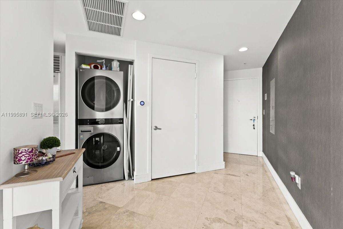Trump Royale at 18201 Collins Ave, Sunny Isles Beach, FL 33160 - For Rent photo 20