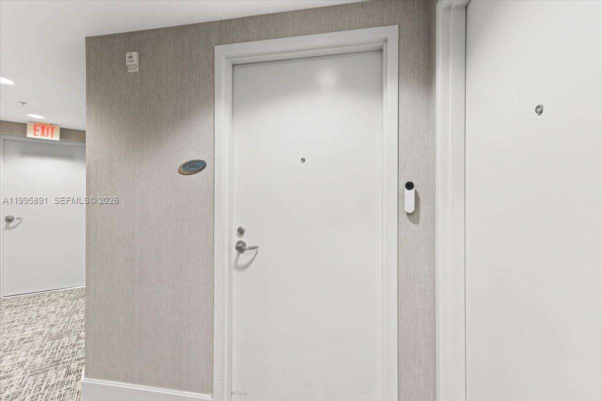 Trump Royale at 18201 Collins Ave, Sunny Isles Beach, FL 33160 - For Rent photo 21