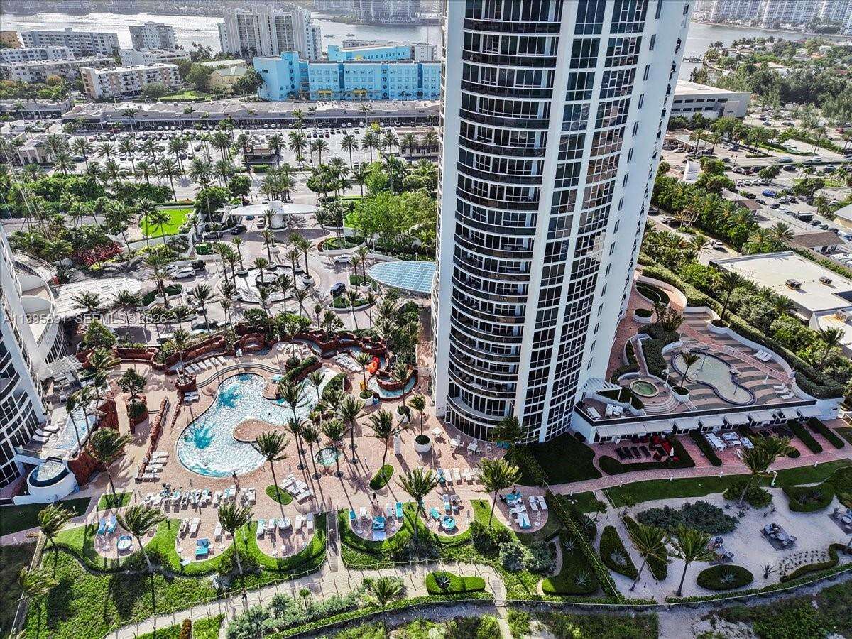 Trump Royale at 18201 Collins Ave, Sunny Isles Beach, FL 33160 - For Rent photo 24