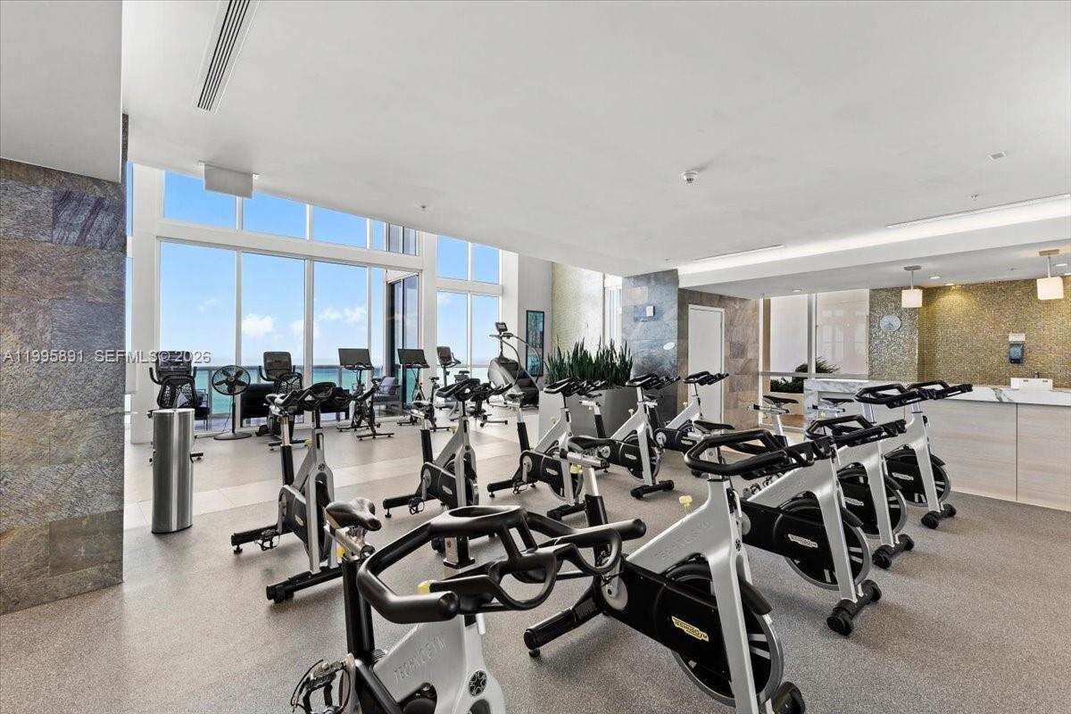 Trump Royale at 18201 Collins Ave, Sunny Isles Beach, FL 33160 - For Rent photo 34