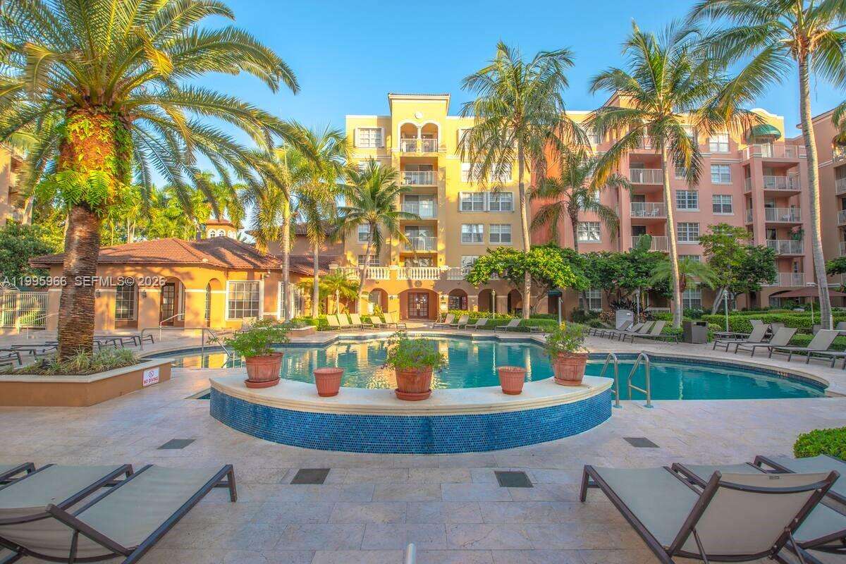 The Yacht Club At Aventura at 19801 Country Club Dr, Aventura, FL 33180 - For Rent photo 20