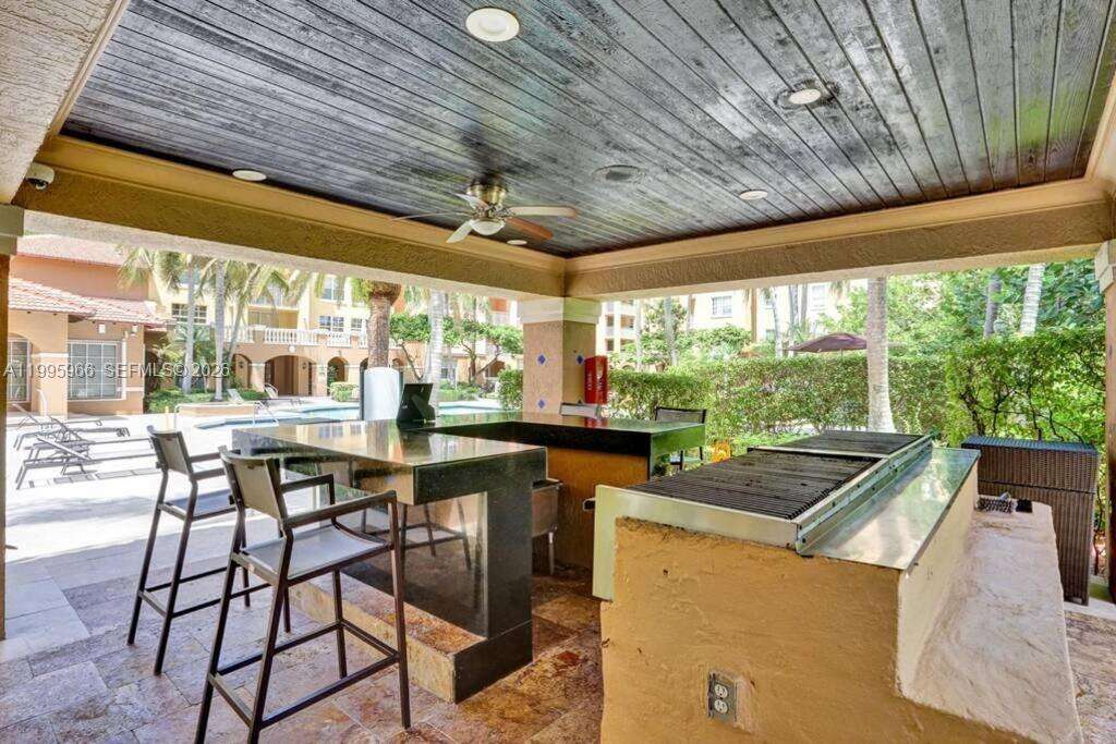 The Yacht Club At Aventura at 19801 Country Club Dr, Aventura, FL 33180 - For Rent photo 24