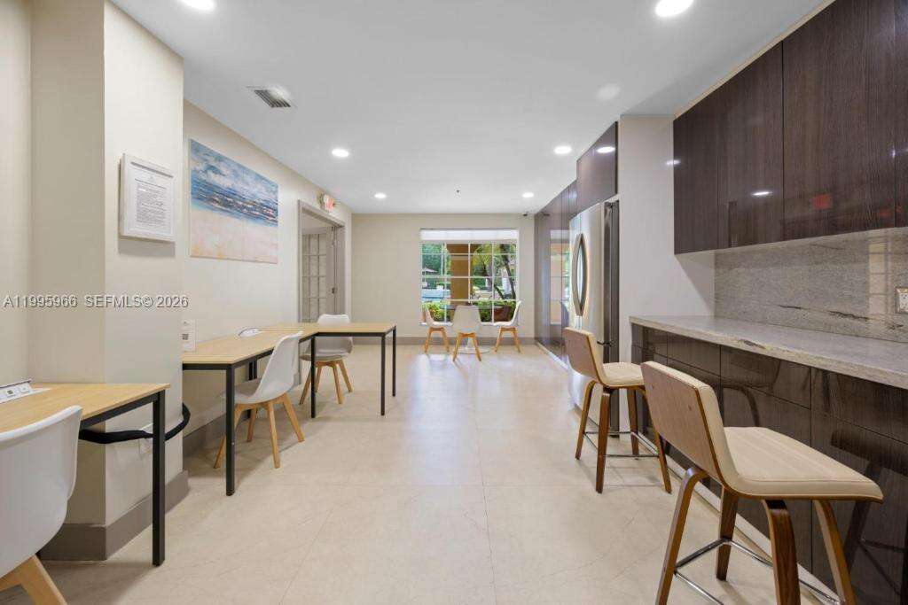 The Yacht Club At Aventura at 19801 Country Club Dr, Aventura, FL 33180 - For Rent photo 27