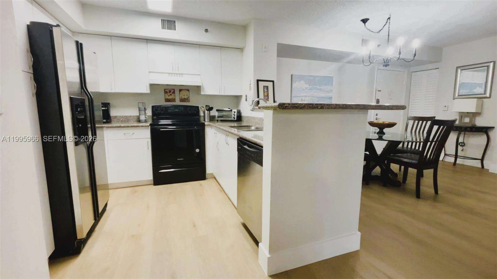 The Yacht Club At Aventura at 19801 Country Club Dr, Aventura, FL 33180 - For Rent photo 7