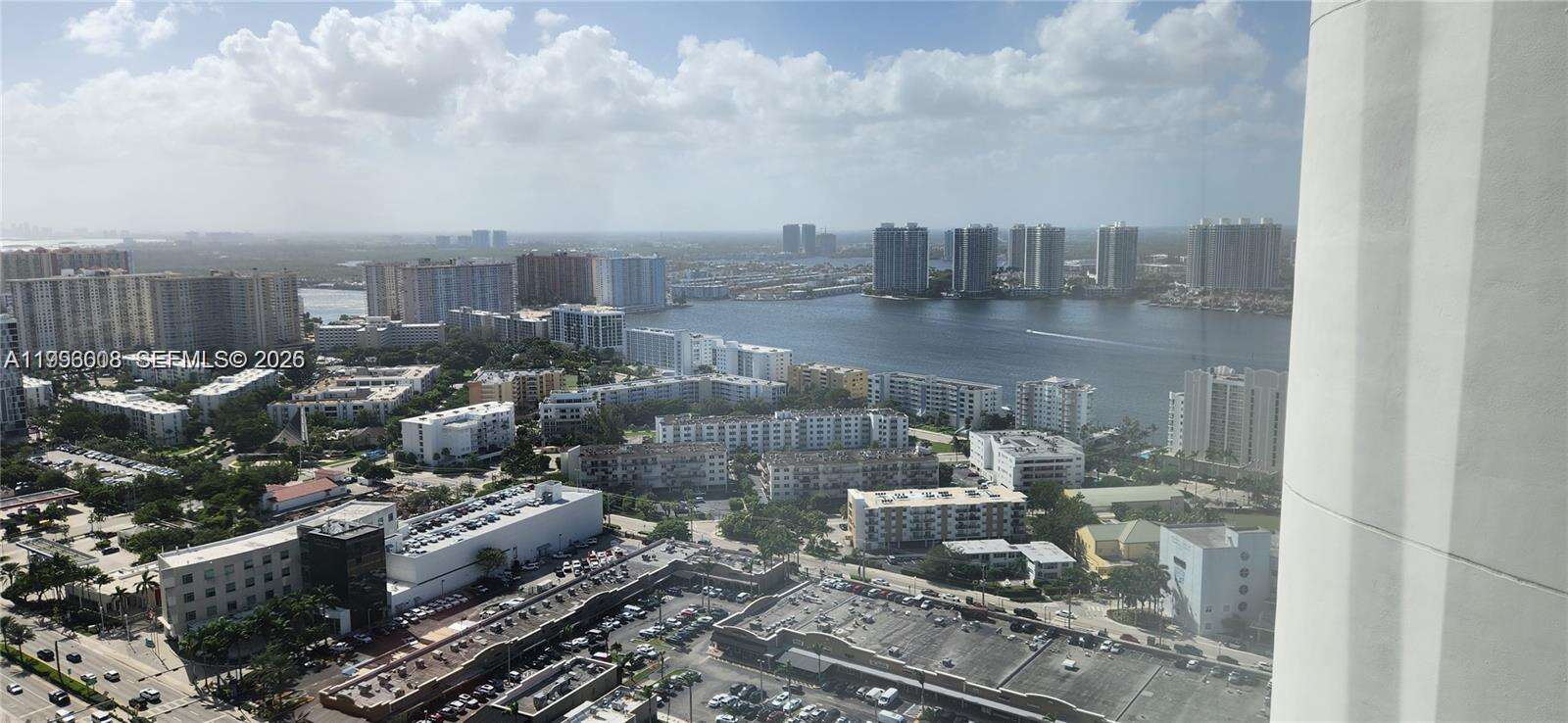 Trump Royale at 18201 Collins Ave, Sunny Isles Beach, FL 33160 - For Rent photo 11