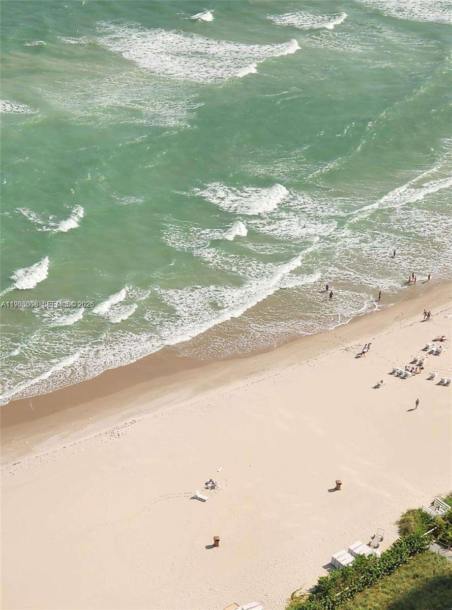 Trump Royale at 18201 Collins Ave, Sunny Isles Beach, FL 33160 - For Rent photo 21