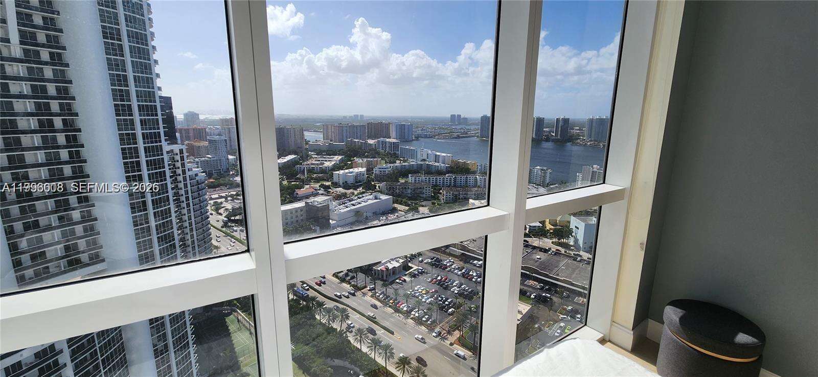 Trump Royale at 18201 Collins Ave, Sunny Isles Beach, FL 33160 - For Rent photo 9