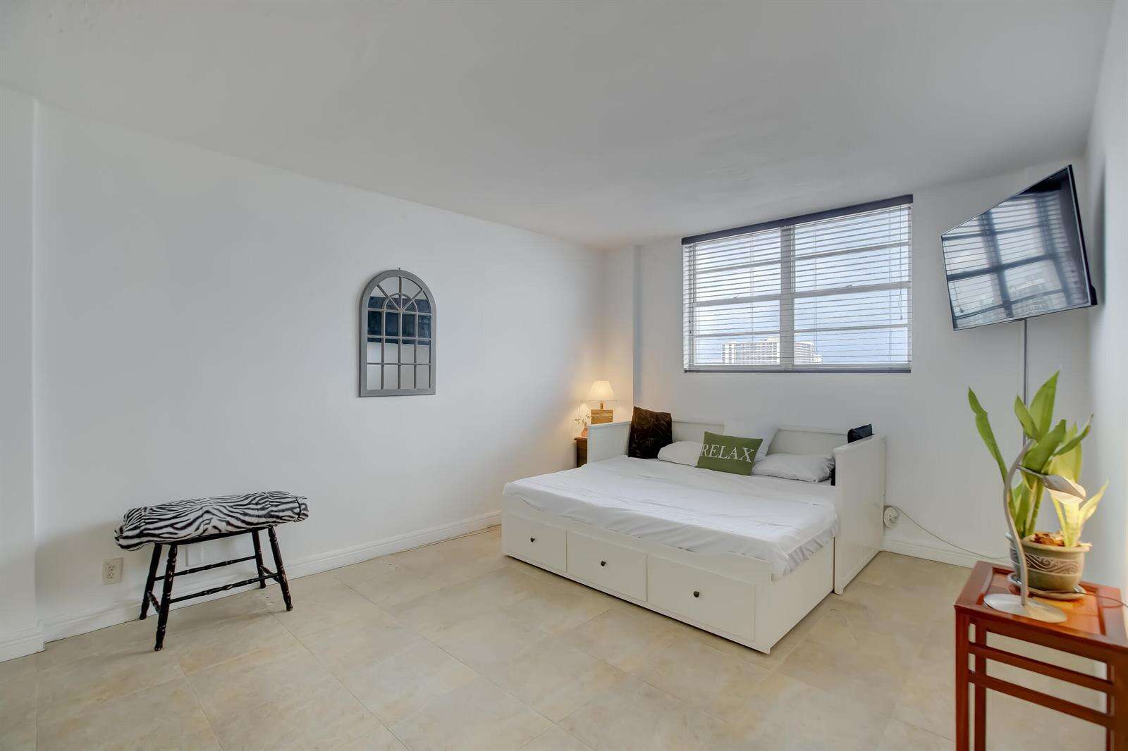 The Residences at 3000 Ocean, Hollywood, FL 33019 - For Rent photo 23