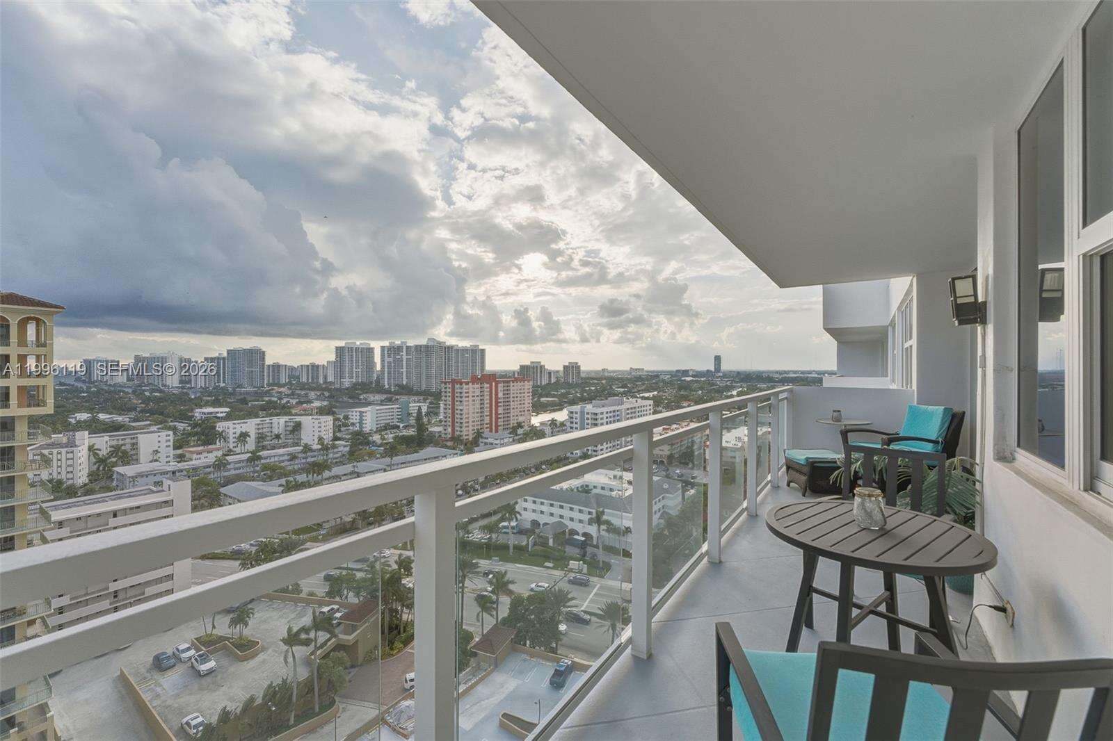 Parker Plaza at 2030 Ocean Dr, Hallandale Beach, FL 33009 - For Rent photo 12