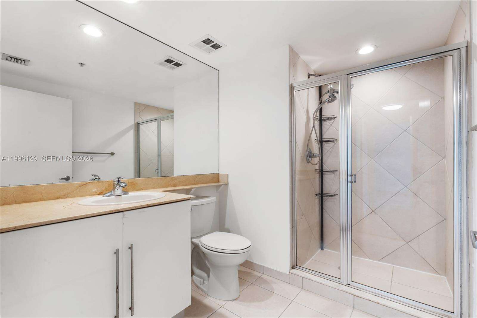 One Miami East at 335 Biscayne Blvd, Miami, FL 33131 - For Rent photo 22