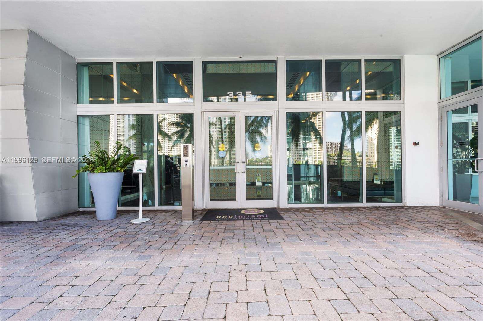 One Miami East at 335 Biscayne Blvd, Miami, FL 33131 - For Rent photo 32
