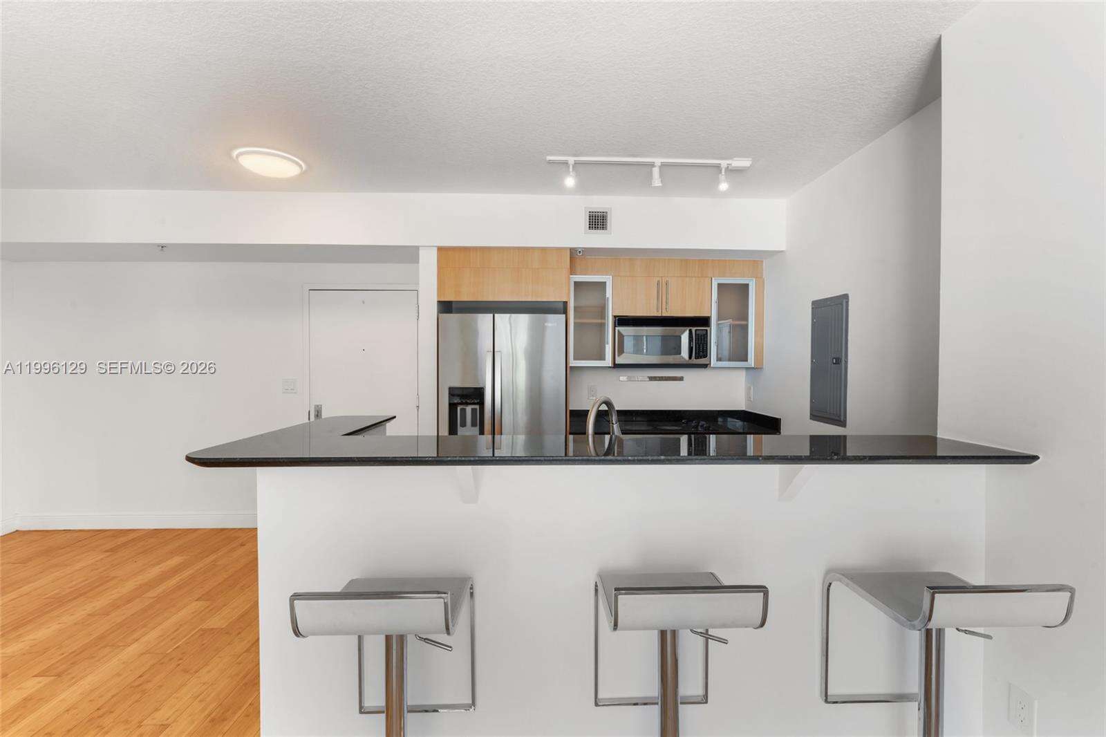One Miami East at 335 Biscayne Blvd, Miami, FL 33131 - For Rent photo 8