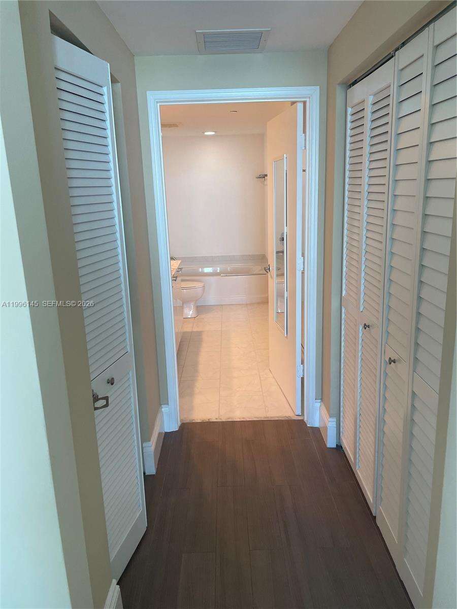 The Plaza On Brickell West at 951 Brickell Ave, Miami, FL 33131 - For Rent photo 20