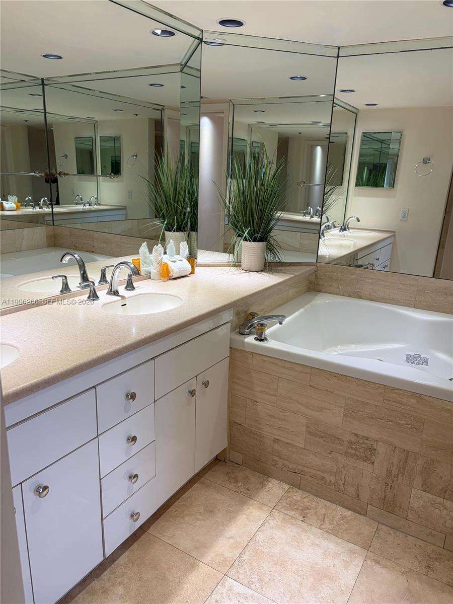 The Grand at 1717 Bayshore Dr, Miami, FL 33132 - For Rent photo 16