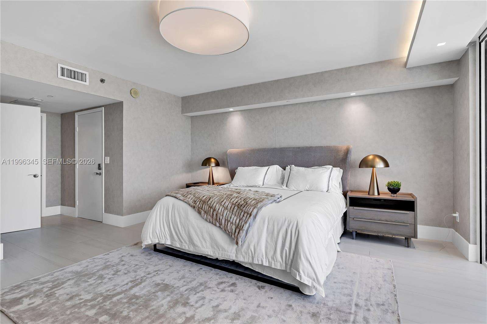 The Beach Club Two at 1830 Ocean Dr, Hallandale Beach, FL 33009 - For Rent photo 19