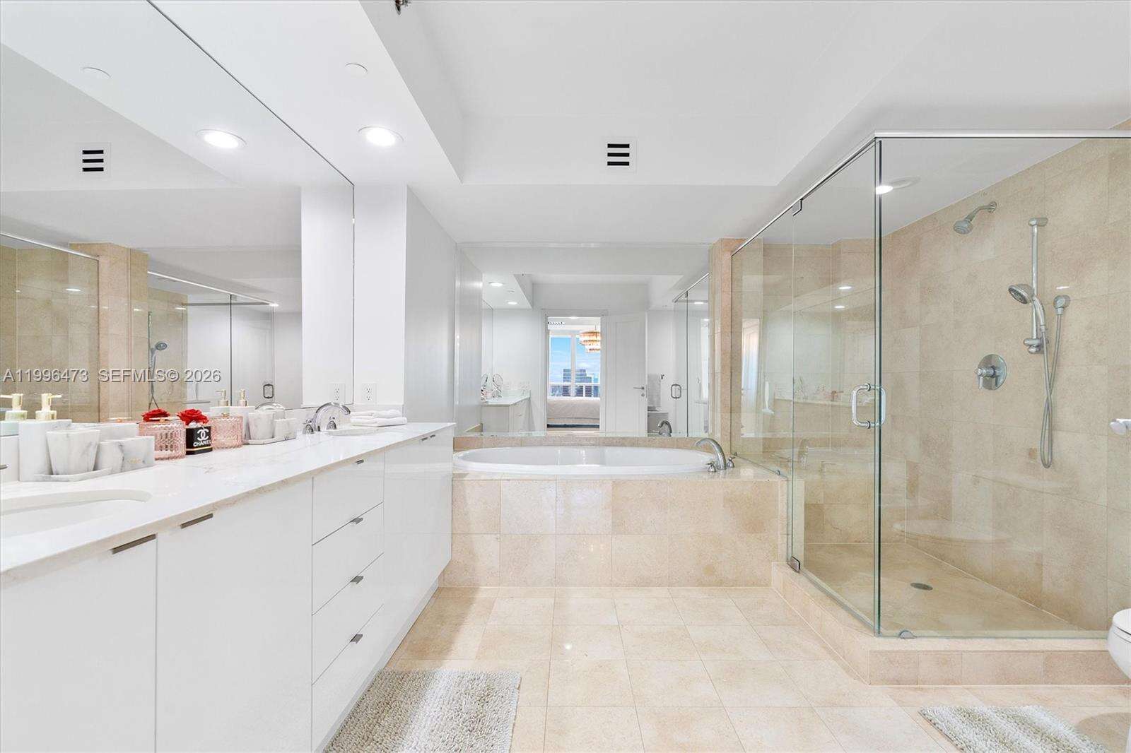The Beach Club Two at 1830 Ocean Dr, Hallandale Beach, FL 33009 - For Rent photo 17