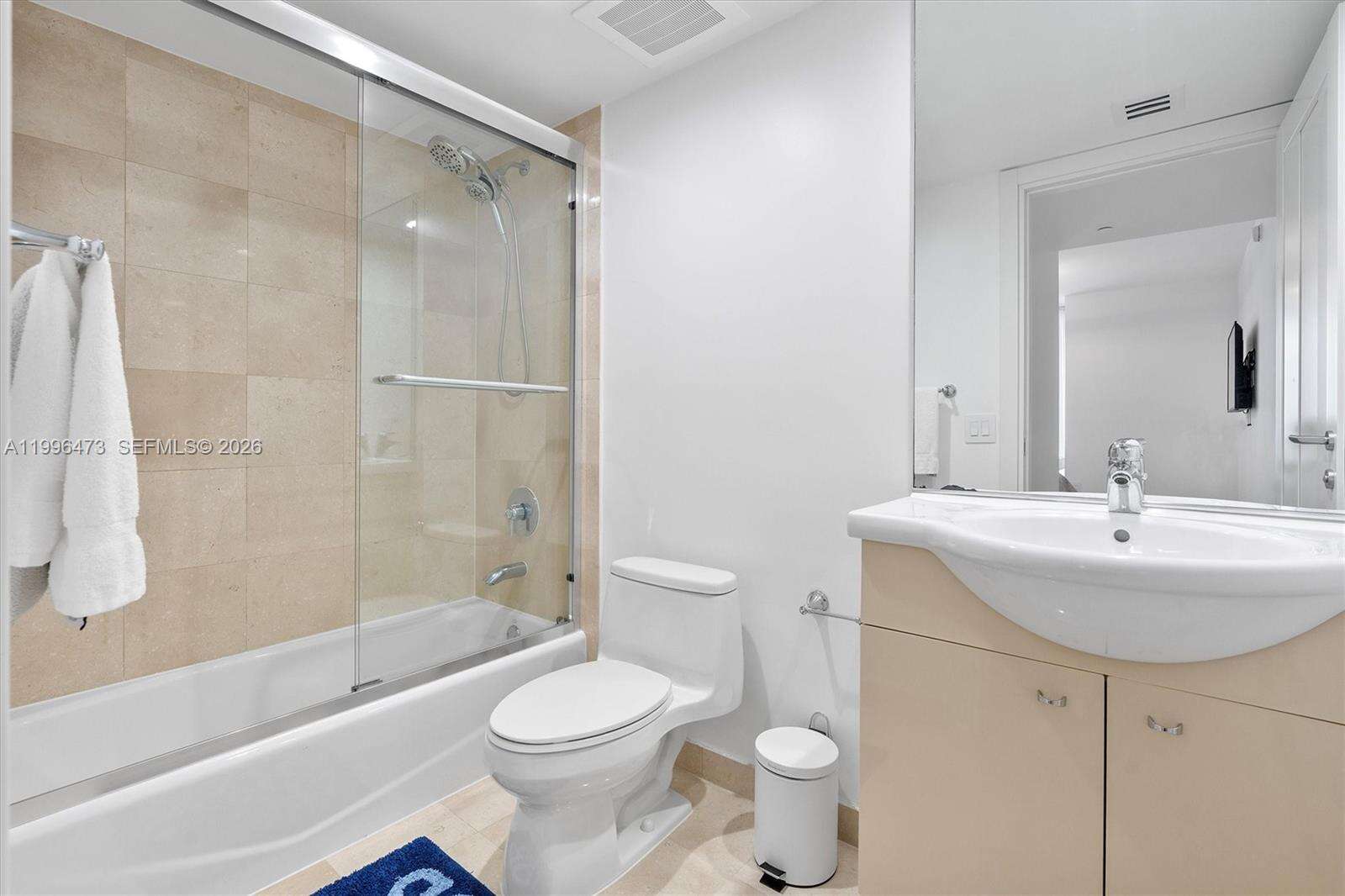 The Beach Club Two at 1830 Ocean Dr, Hallandale Beach, FL 33009 - For Rent photo 28