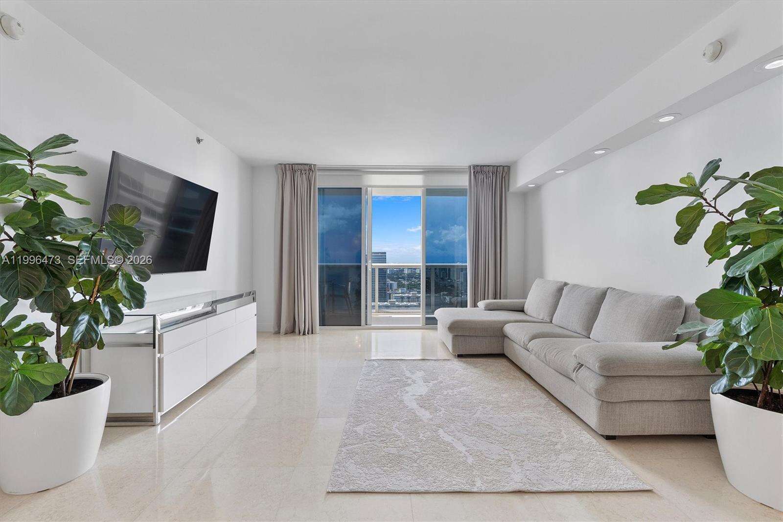 The Beach Club Two at 1830 Ocean Dr, Hallandale Beach, FL 33009 - For Rent photo 6
