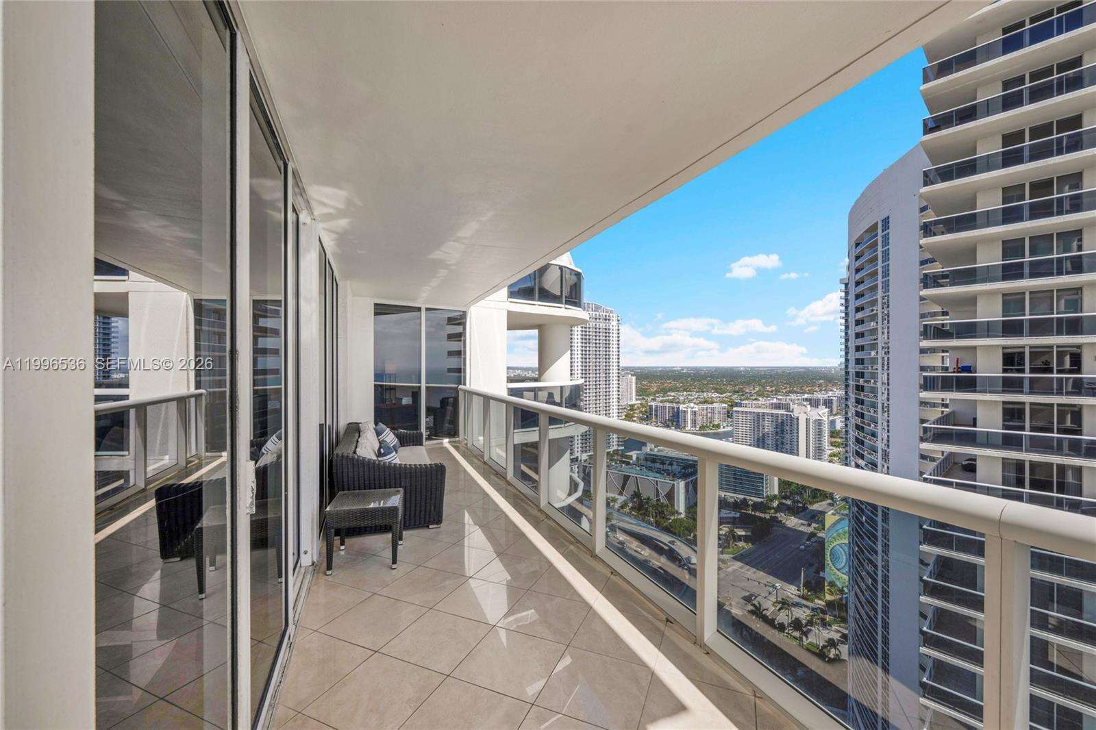 The Beach Club at 1850 Ocean Dr, Hallandale Beach, FL 33009 - For Rent photo 16