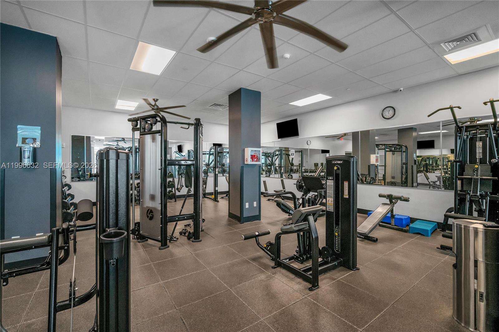 The Wave at 2501 Ocean Dr, Hollywood, FL 33019 - For Rent photo 11