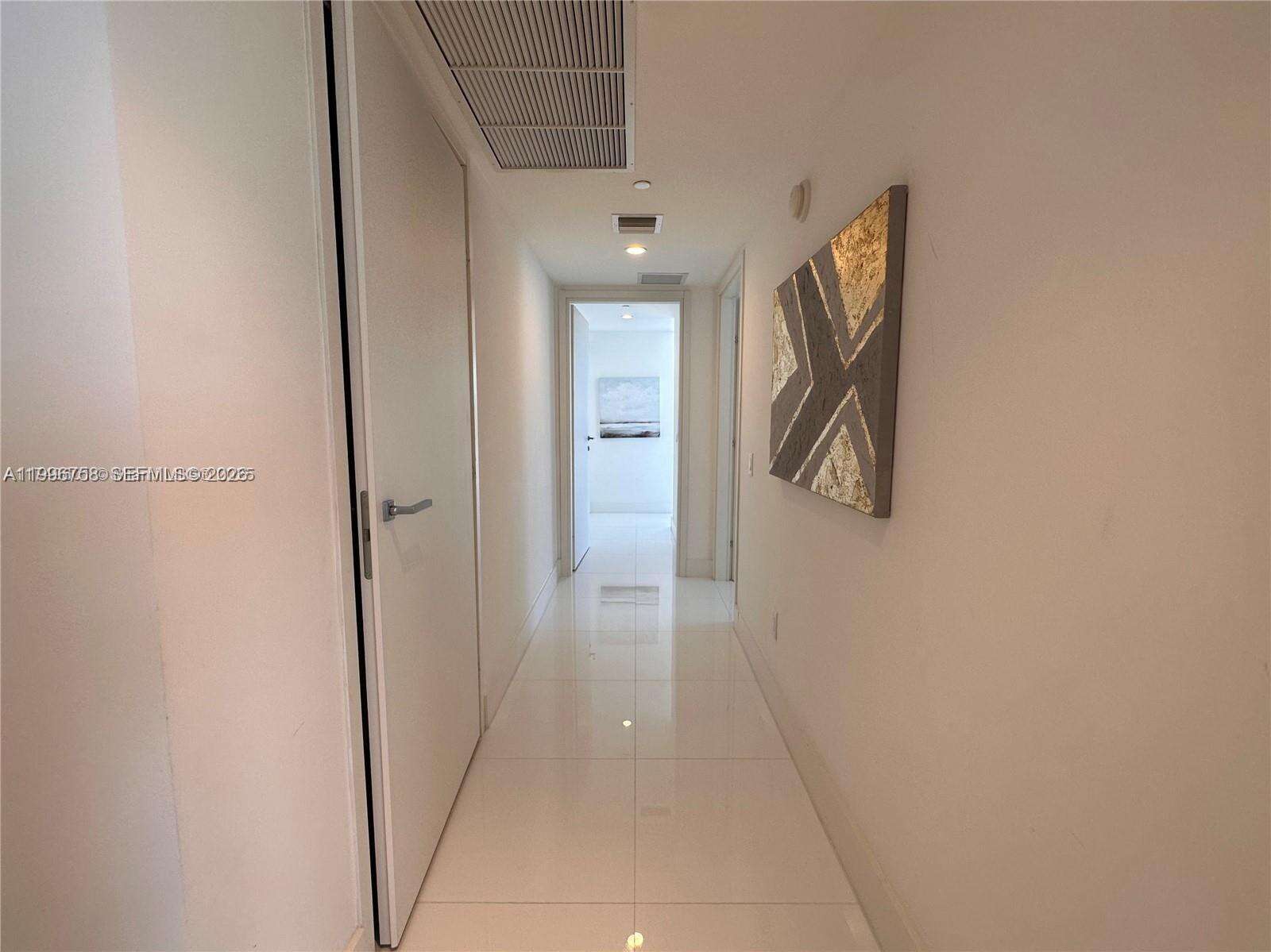 Brickell House at 1300 Brickell Bay Dr, Miami, FL 33131 - For Rent photo 18
