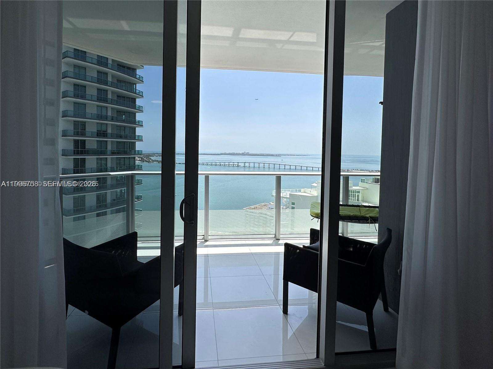 Brickell House at 1300 Brickell Bay Dr, Miami, FL 33131 - For Rent photo 3
