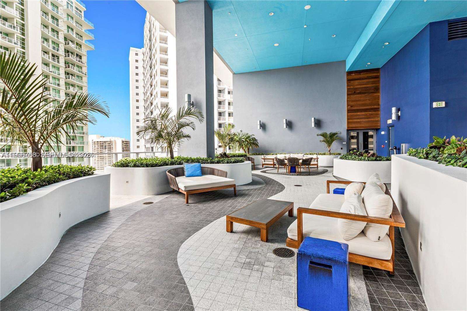 Brickell House at 1300 Brickell Bay Dr, Miami, FL 33131 - For Rent photo 41