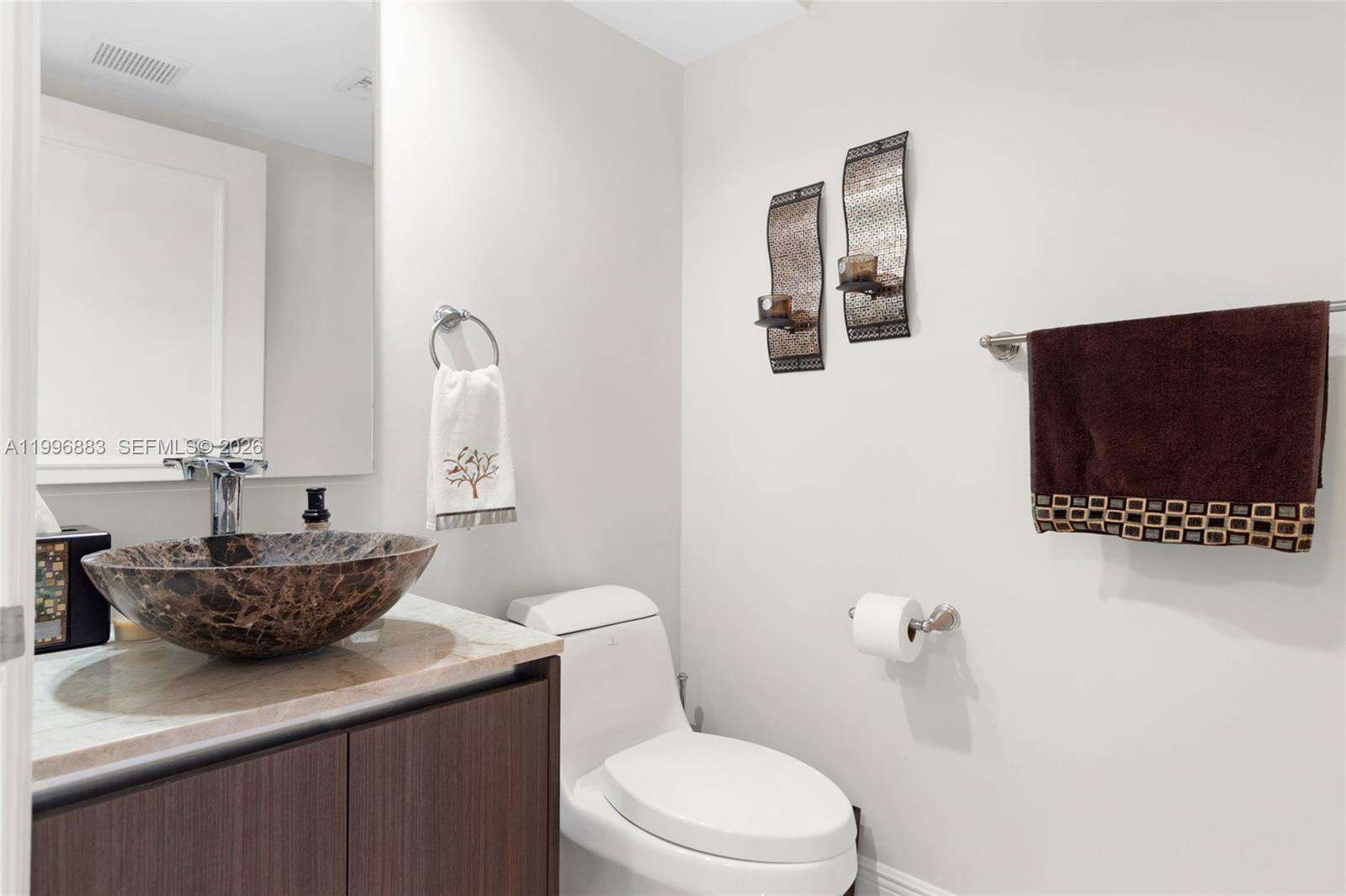 Three Tequesta Point at 848 Brickell Key Dr, Miami, FL 33131 - For Rent photo 33