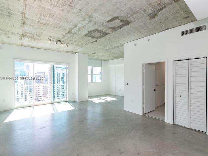 The Loft 2 at 133 2 Ave, Miami, FL 33132 - For Rent photo 10