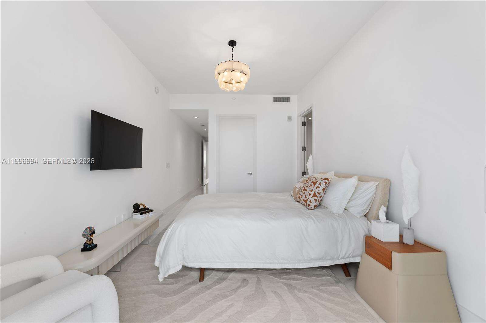 Jade Signature at 16901 Collins Ave, Sunny Isles Beach, FL 33160 - For Rent photo 27