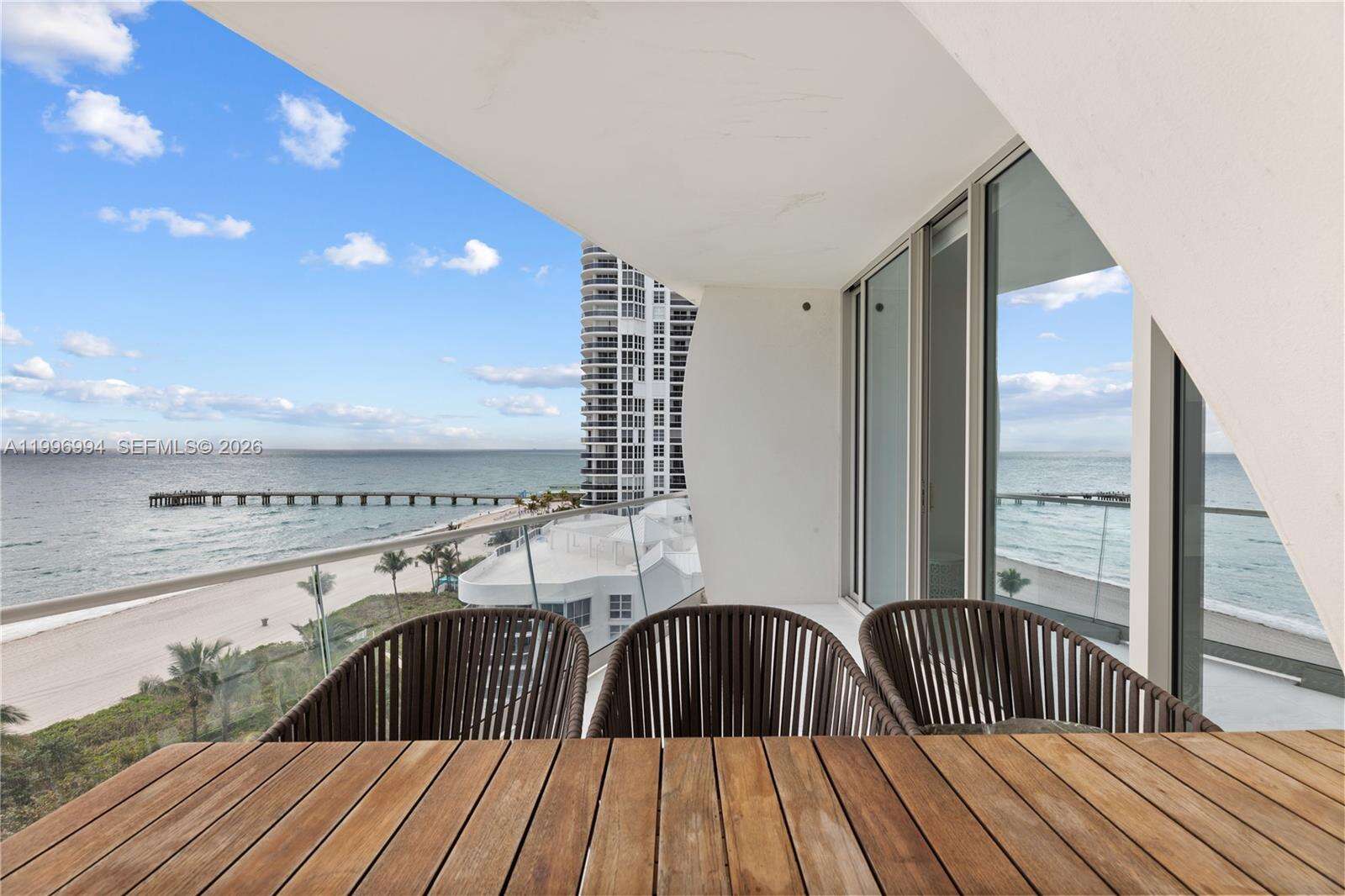 Jade Signature at 16901 Collins Ave, Sunny Isles Beach, FL 33160 - For Rent photo 4