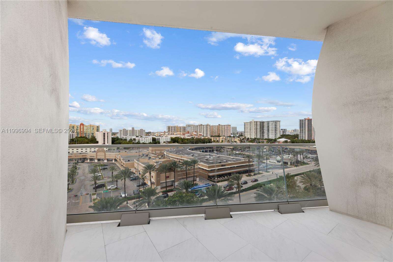 Jade Signature at 16901 Collins Ave, Sunny Isles Beach, FL 33160 - For Rent photo 31