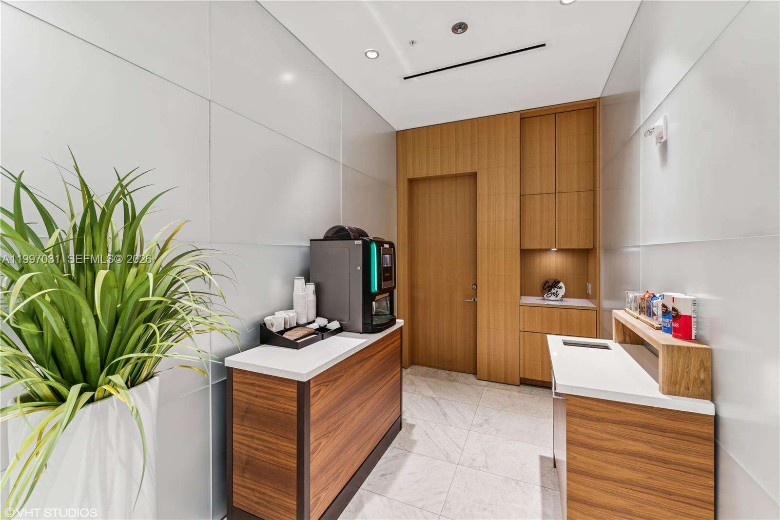 Rise Brickell at 88 7 St, Miami, FL 33130 - For Rent photo 6