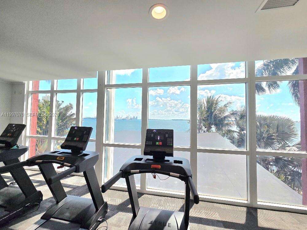 The Mark On Brickell at 1155 Brickell Bay Dr, Miami, FL 33131 - For Rent photo 27