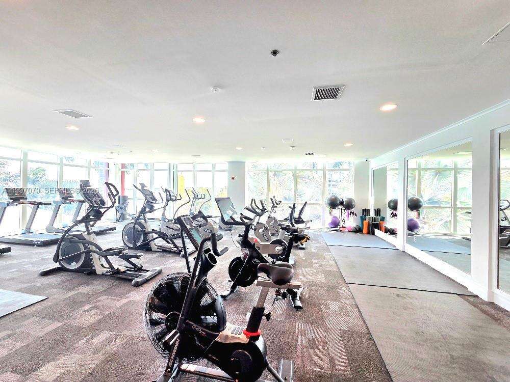 The Mark On Brickell at 1155 Brickell Bay Dr, Miami, FL 33131 - For Rent photo 28